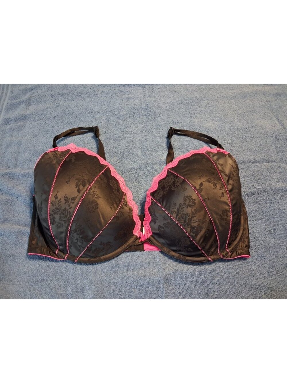 CACIQUE 44DDD Seriously Sexy Balconette Bra Black w pink Lace Trim Bows floral